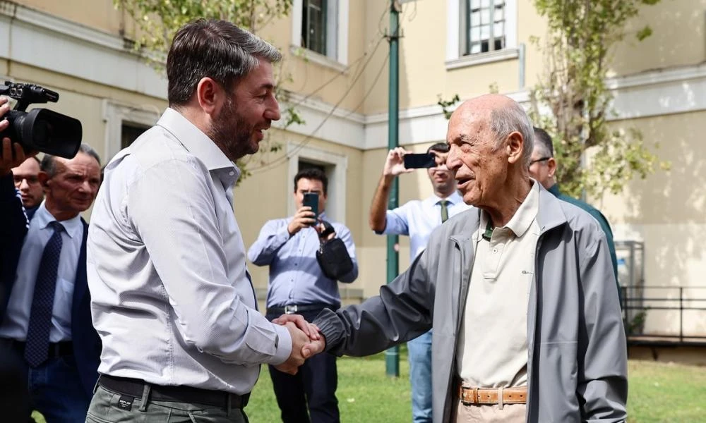 Η τελευταία δημόσια εμφάνιση του Κώστα Σημίτη (βίντεο)